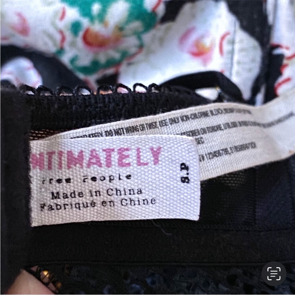 INTIMATELY FREE PEOPLE black white pink floral print lace bralette - Picture 5 of 6
